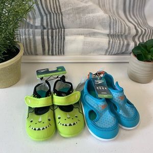 NWT 2 pr. kids Speedo water shoes size small (5-6)